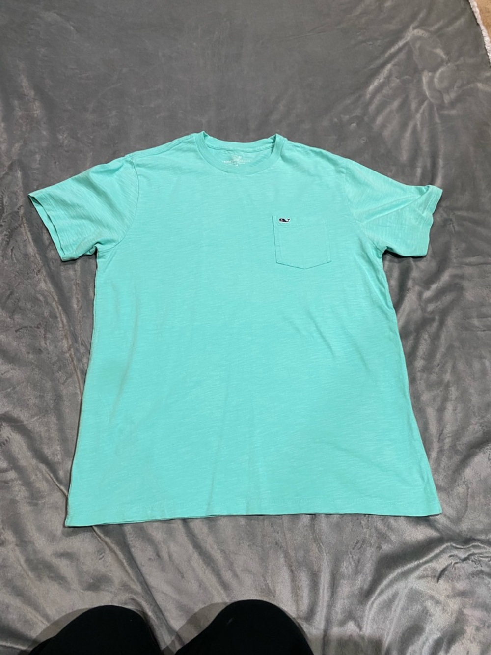 Vineyard Vines Short-Sleeve Pocket Tee in Aqua